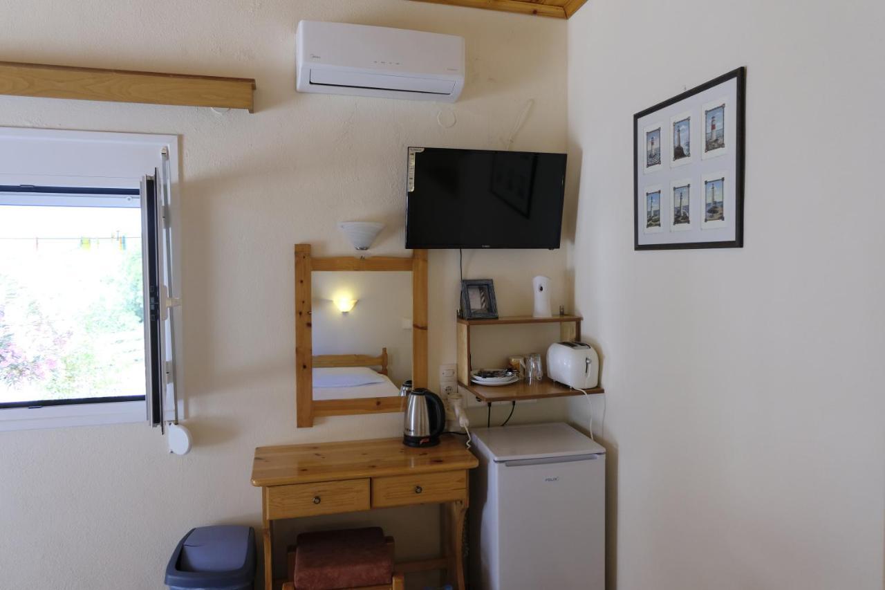 Taxiarchis Apartments สเกียธอสทาวน์ ภายนอก รูปภาพ